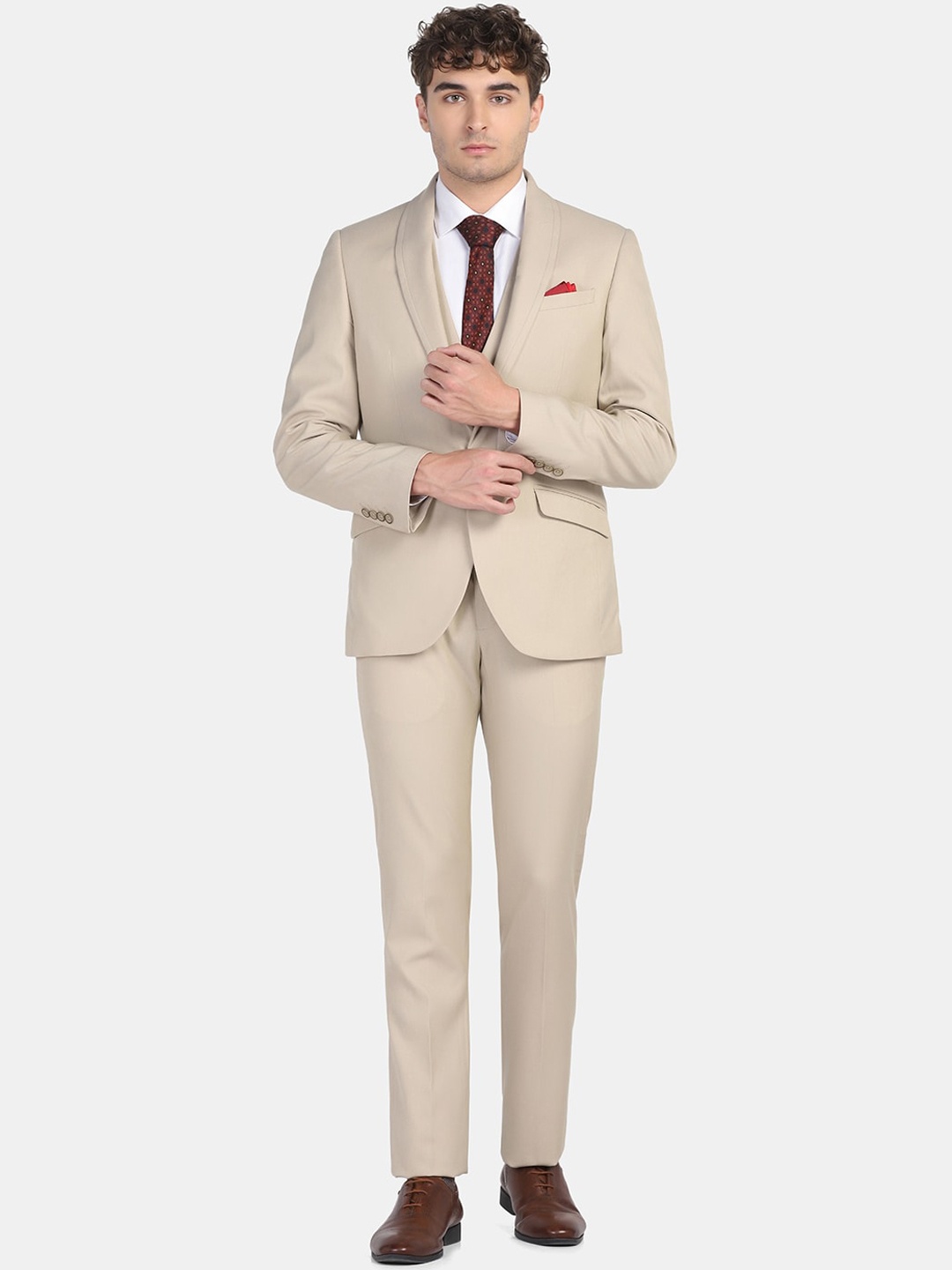 

Blackberrys Men Slim-Fit Single-Breasted Three-Piece Formal Suit, Beige
