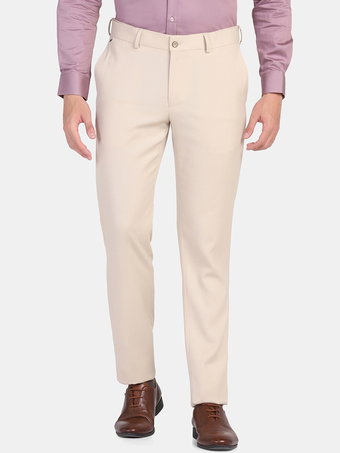 

Blackberrys Men Slim Fit Chinos, Beige