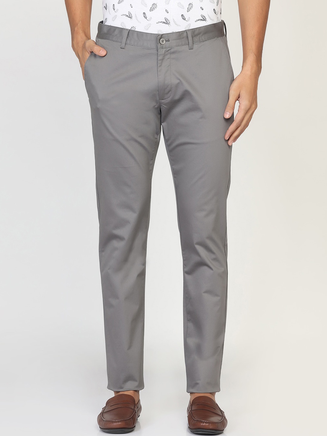 

Blackberrys Men Slim Fit Low-Rise Chinos Trousers, Grey