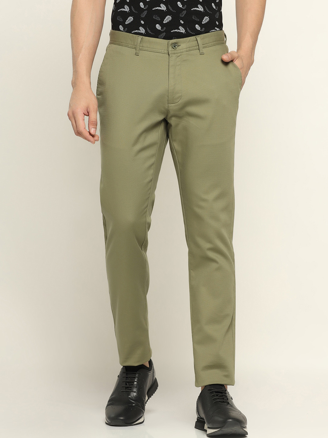 

Blackberrys Men Slim Fit Chinos Trousers, Olive