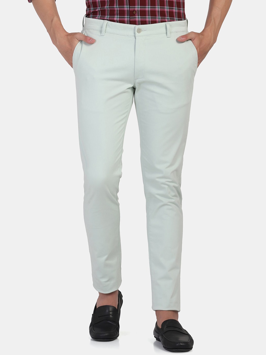 

Blackberrys Men Solid Slim Fit Low-Rise Trousers, Grey