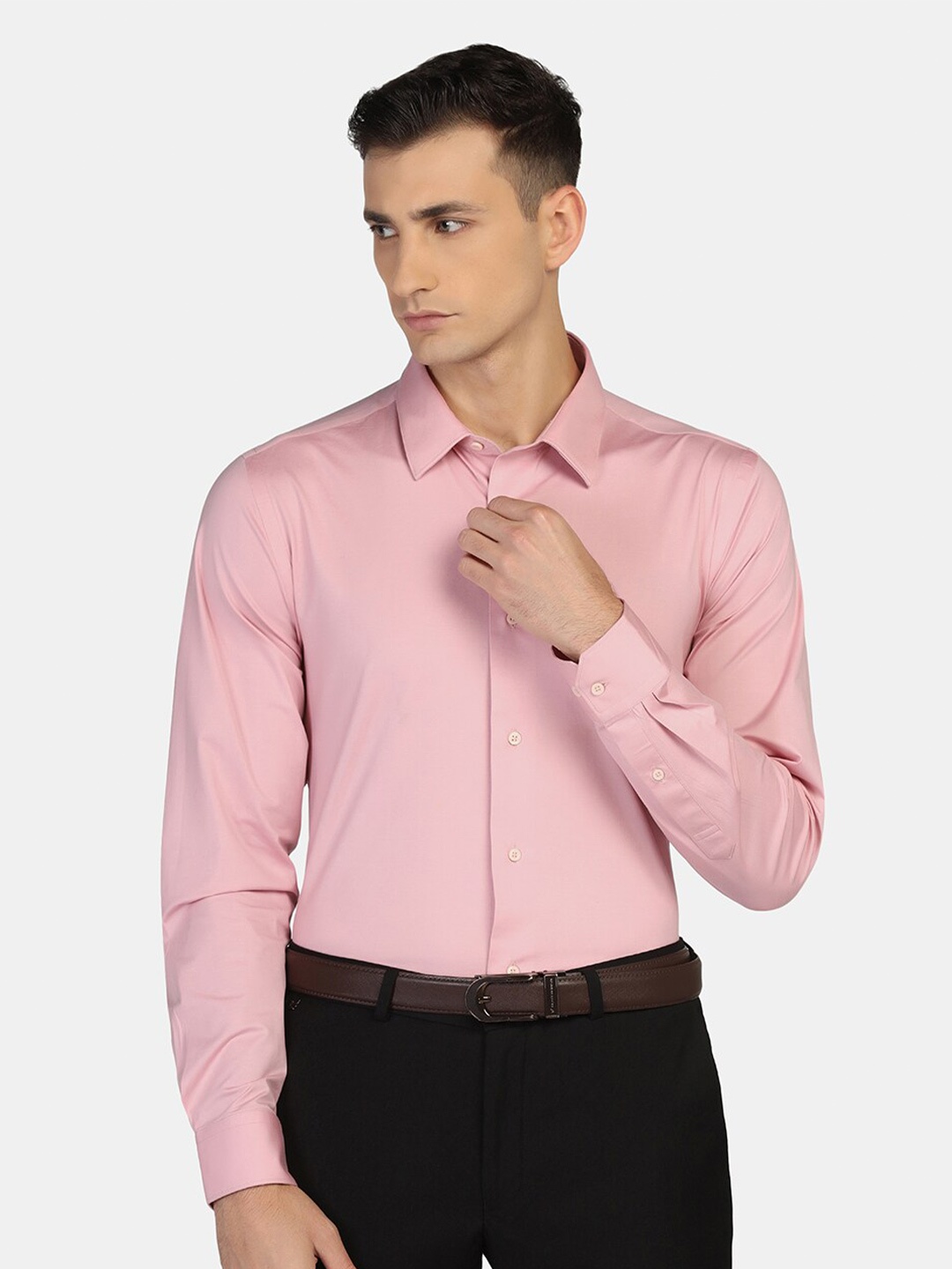 

Blackberrys Men Slim Fit Formal Shirt, Pink