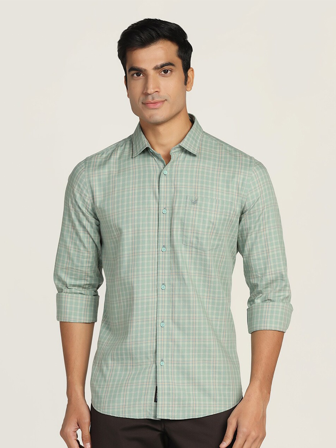 

Blackberrys Men Slim Fit Checked Pure Cotton Casual Shirt, Olive