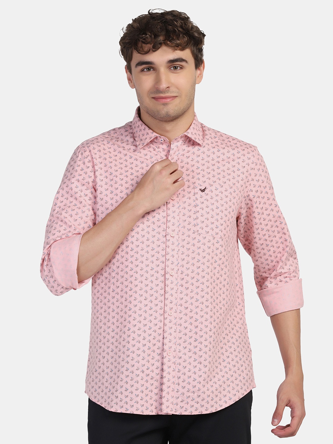 

Blackberrys Men Pink Slim Fit Floral Printed Casual Shirt