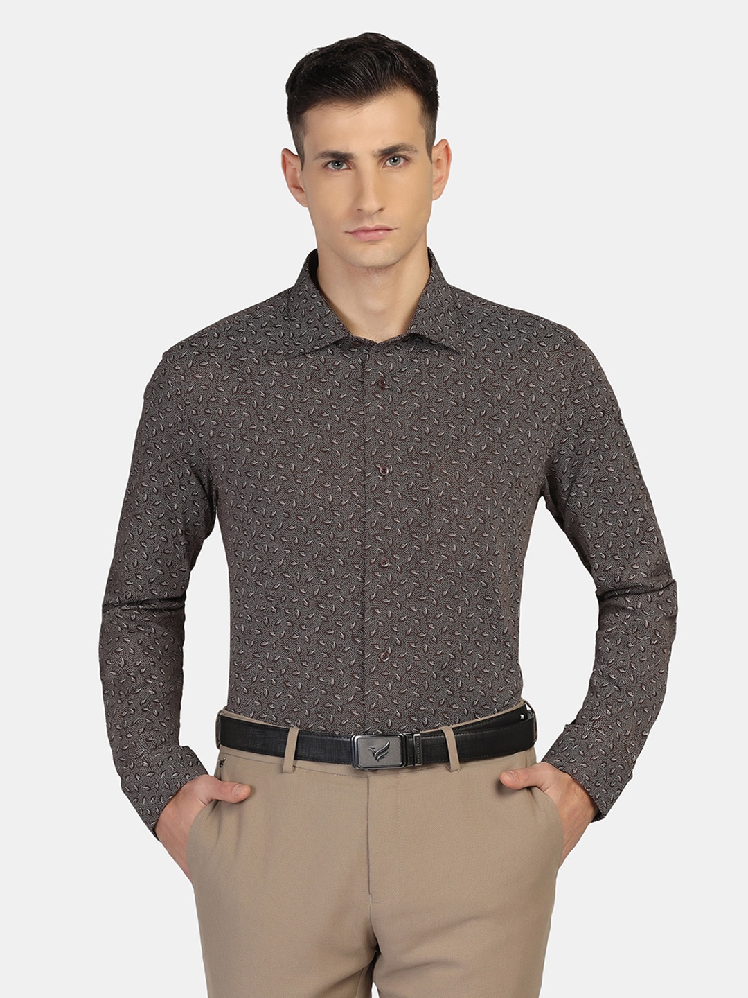 

Blackberrys Men Slim Fit Printed Formal Cotton Shirt, Brown