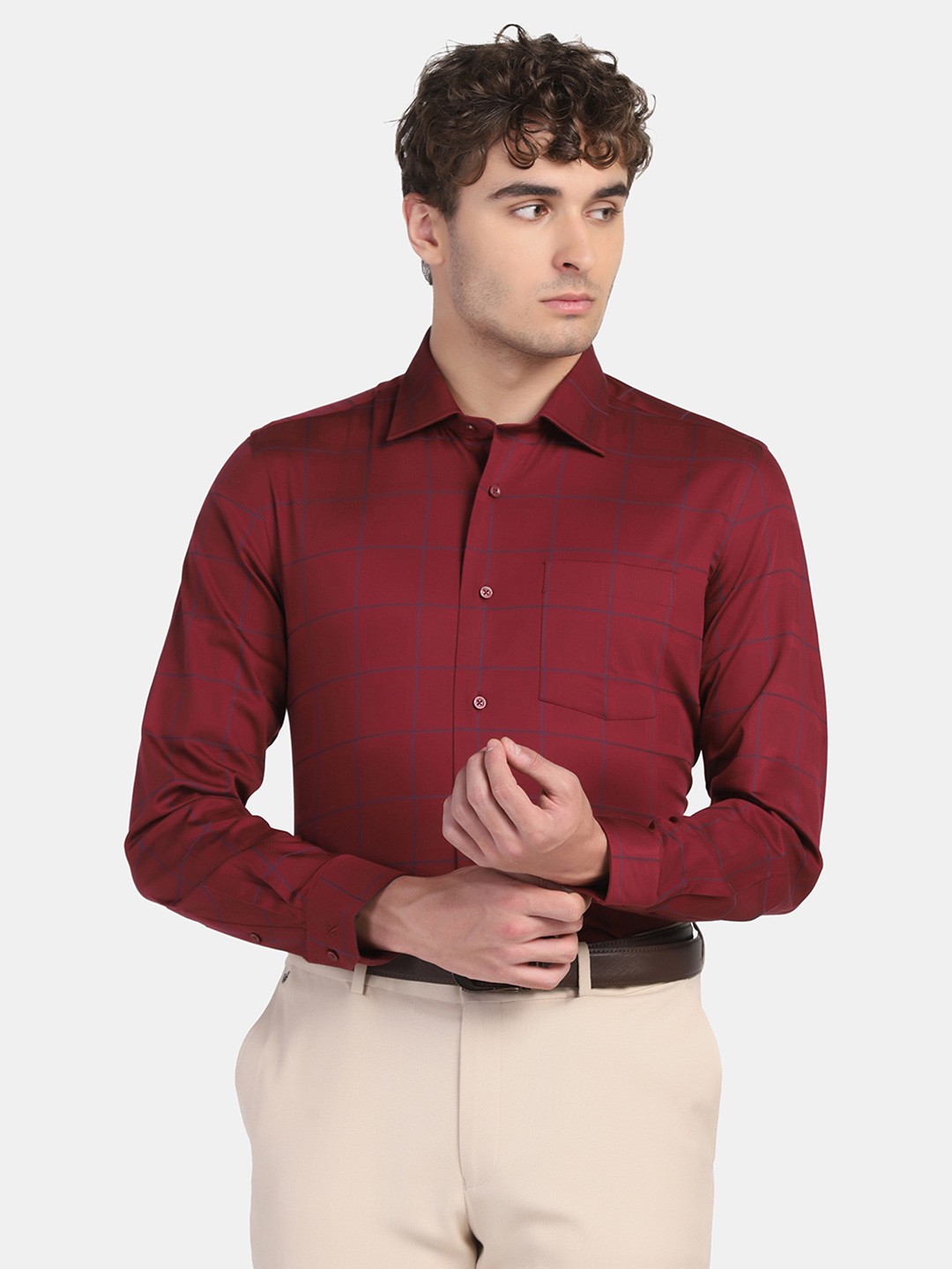 

Blackberrys Men Windowpane Checked Cotton Formal Slim Fit Shirt, Red
