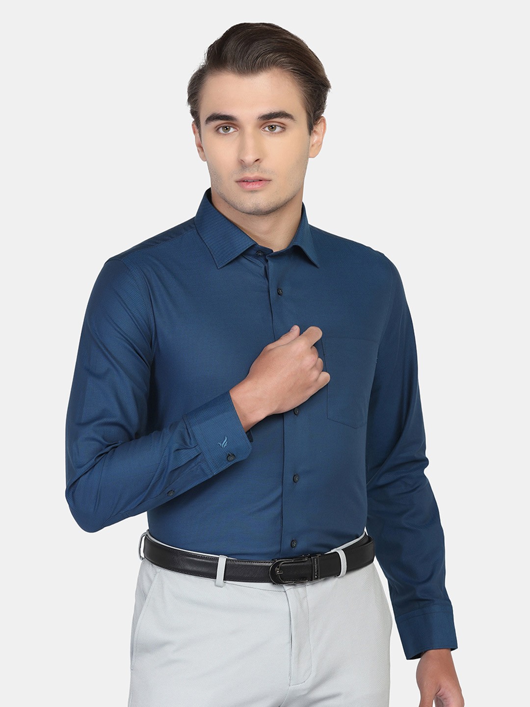 

Blackberrys Men Slim Fit Formal Shirt, Blue