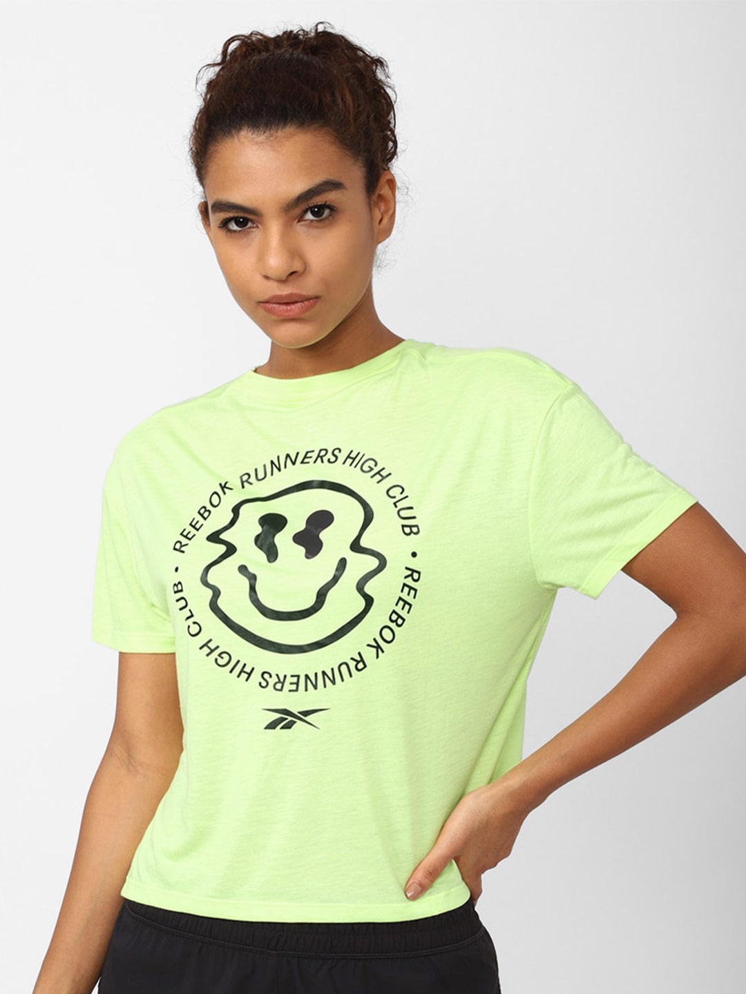 

Reebok Women Running Run Essentials Short Sleeve Graphic T-shirt, Green