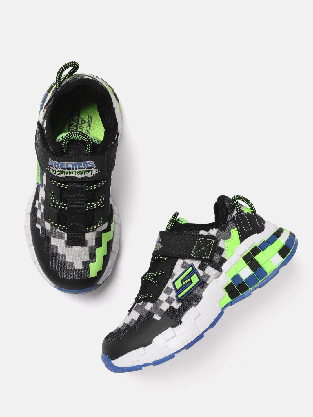 

Skechers Boys Woven Design Casual Shoes, Black