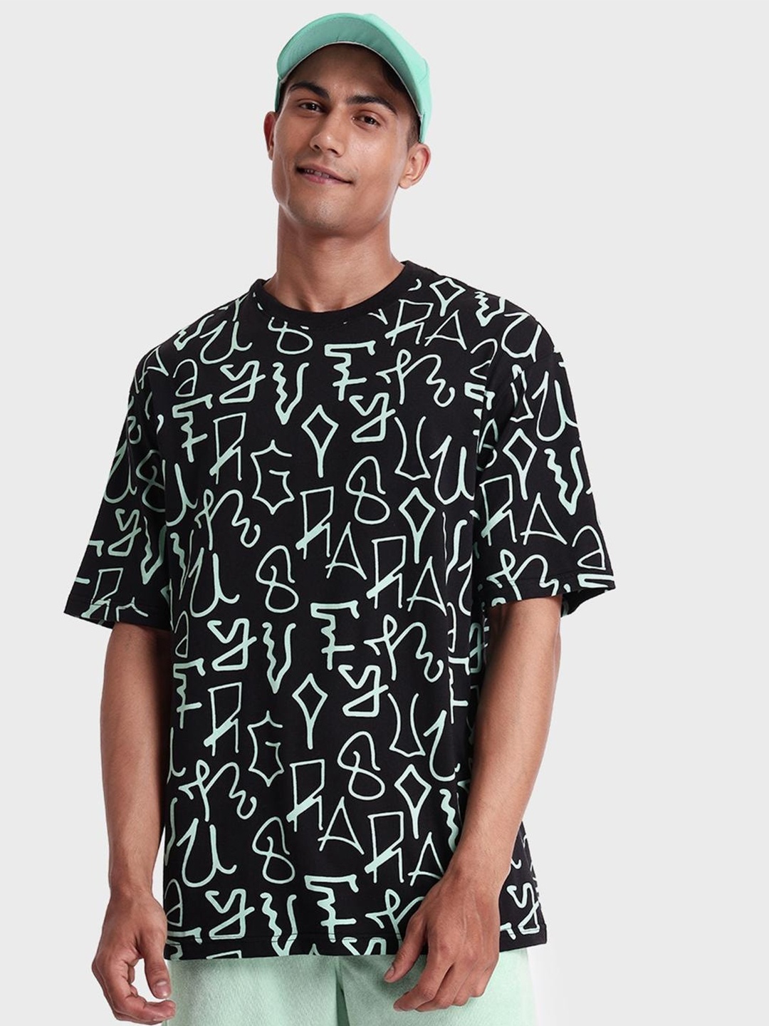 

Bewakoof Men Graphic Printed Loose Cotton T-shirt, Black
