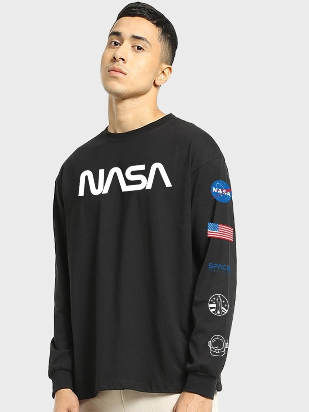 

Bewakoof Men Typography Printed Cotton Loose T-shirt, Black