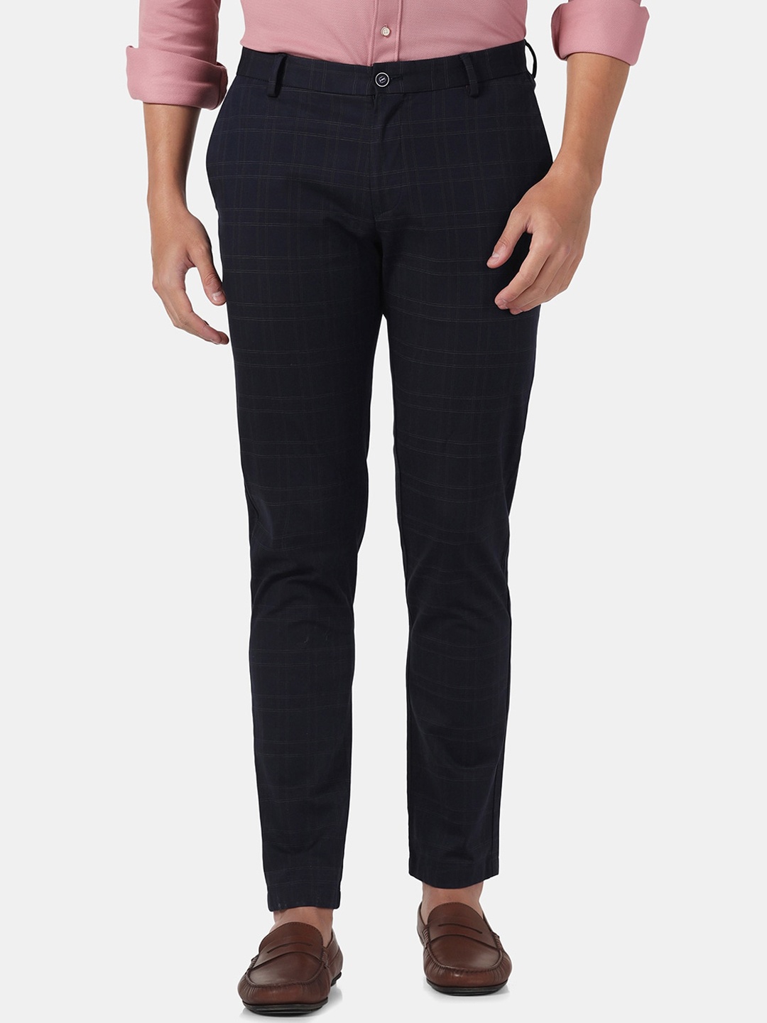 

Blackberrys Men Checked Slim Fit Low-Rise Trousers, Navy blue