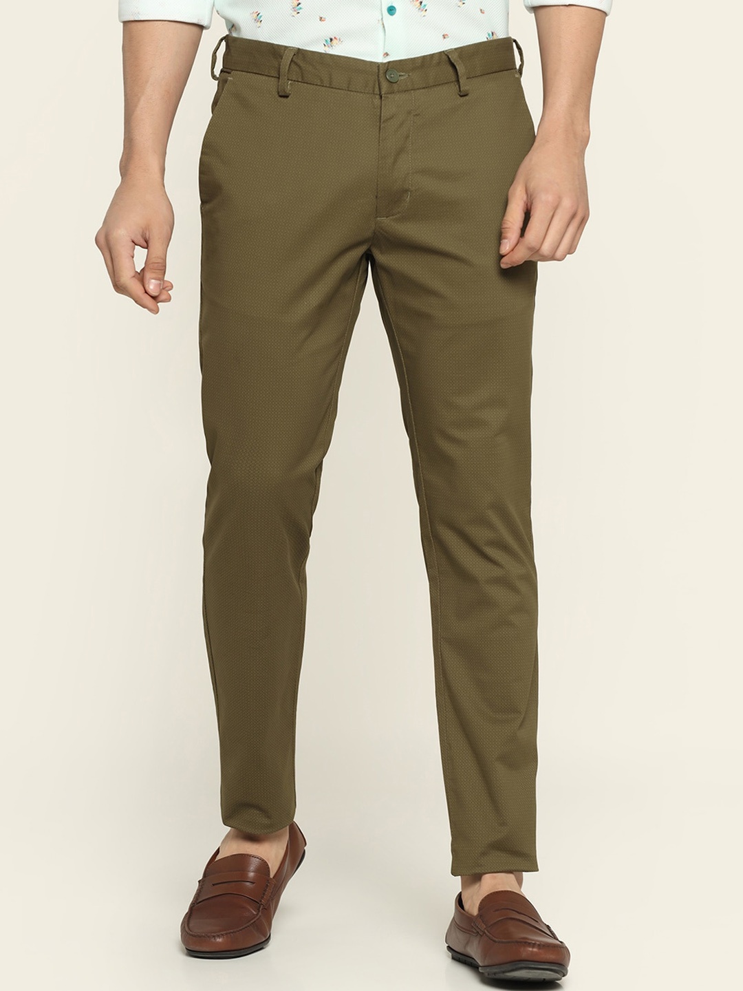 

Blackberrys Men Slim Fit Low-Rise Chinos Trousers, Olive