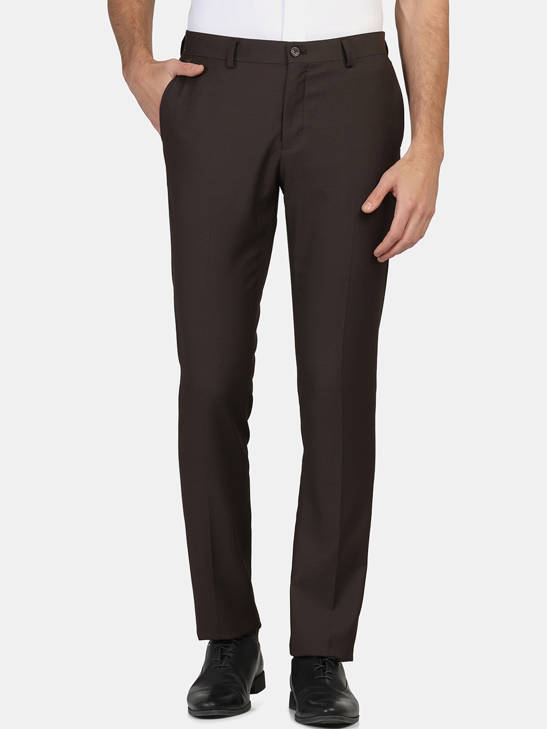 

Blackberrys Men Slim Fit Low-Rise Formal Trousers, Brown