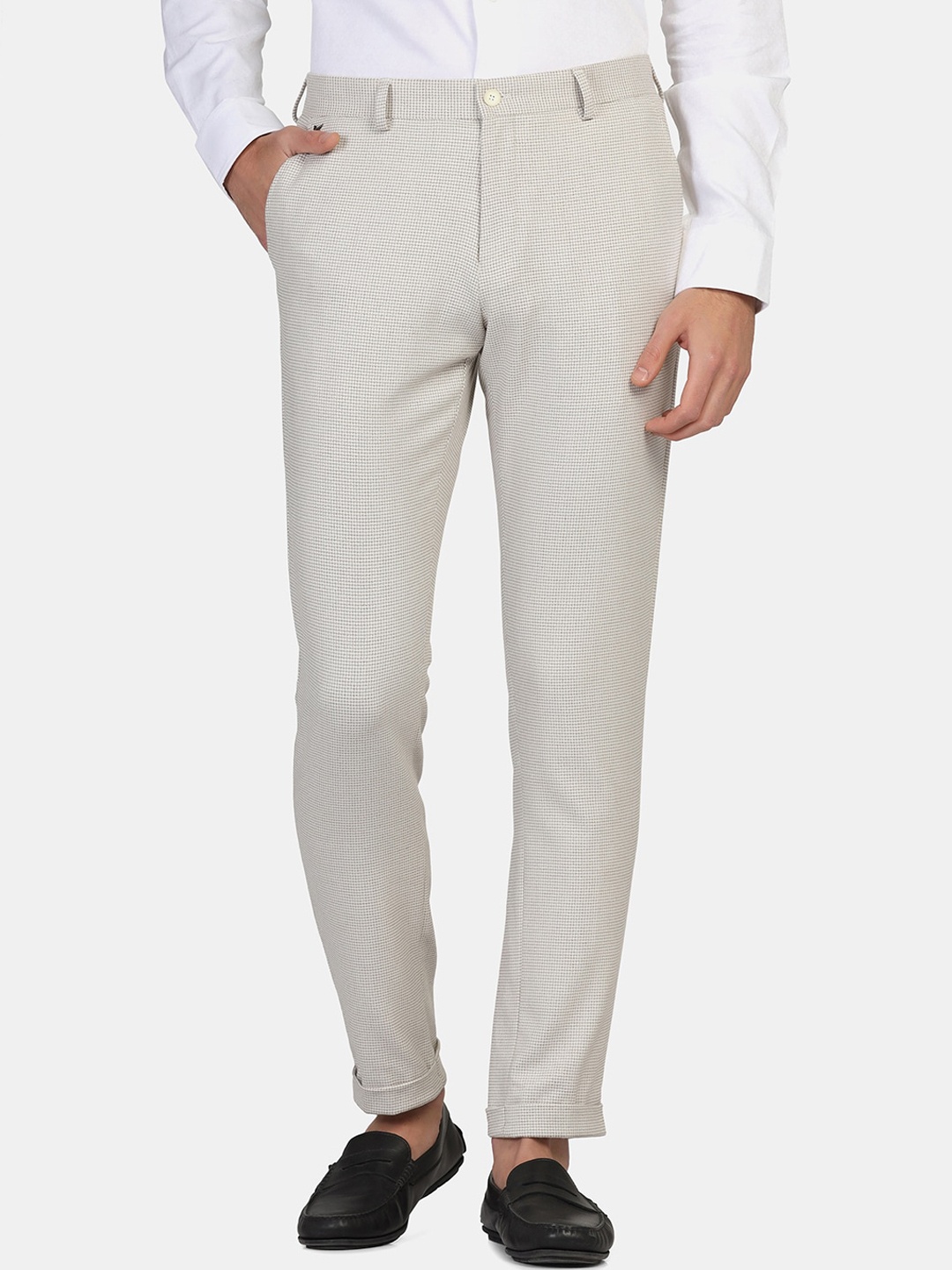 

Blackberrys Men Slim Fit Low-Rise Trousers, Beige