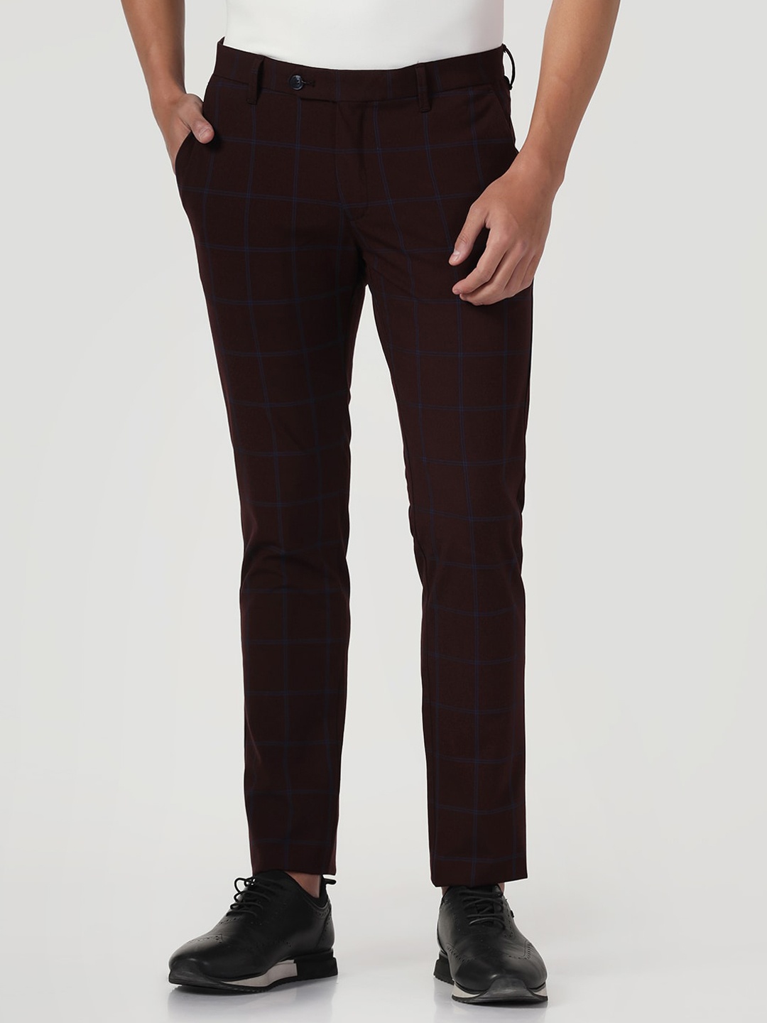 

Blackberrys Men Checked Slim Fit Low-Rise Trouser, Maroon