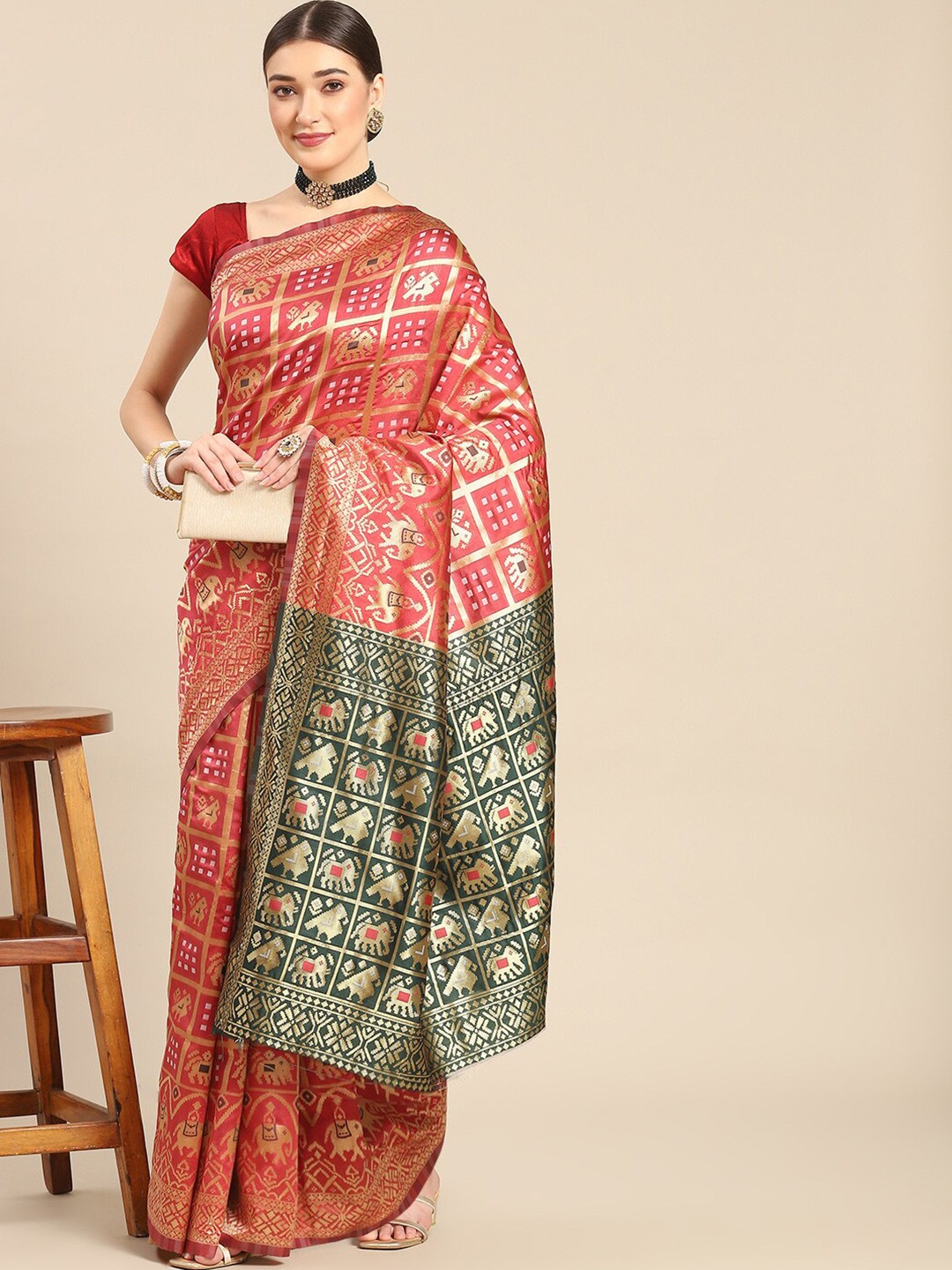 

Mitera Woven Design Zari Silk Blend Kanjeevaram Saree, Red