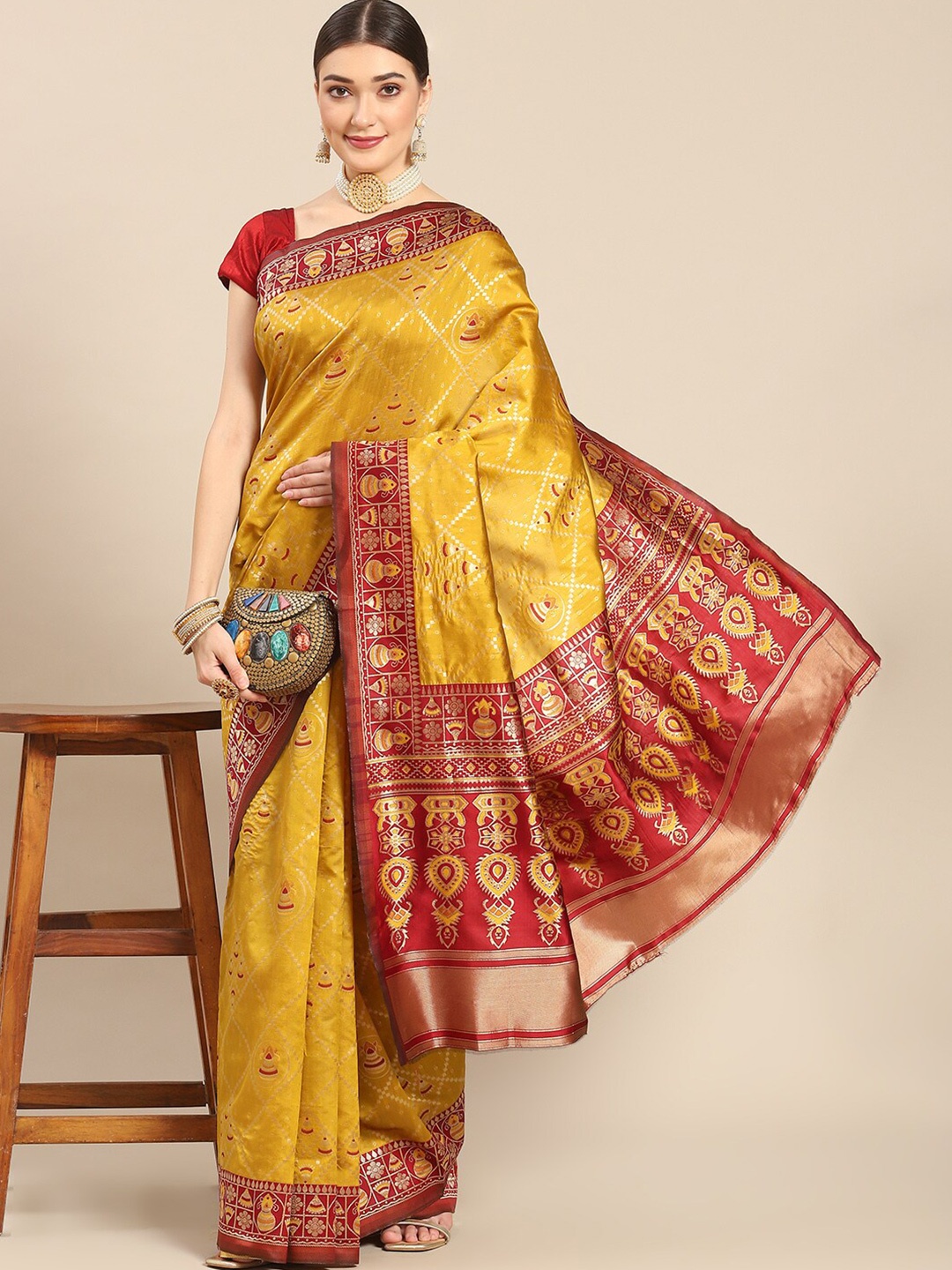 

Mitera Ethnic Motifs Zari Silk Blend Kanjeevaram Saree, Yellow