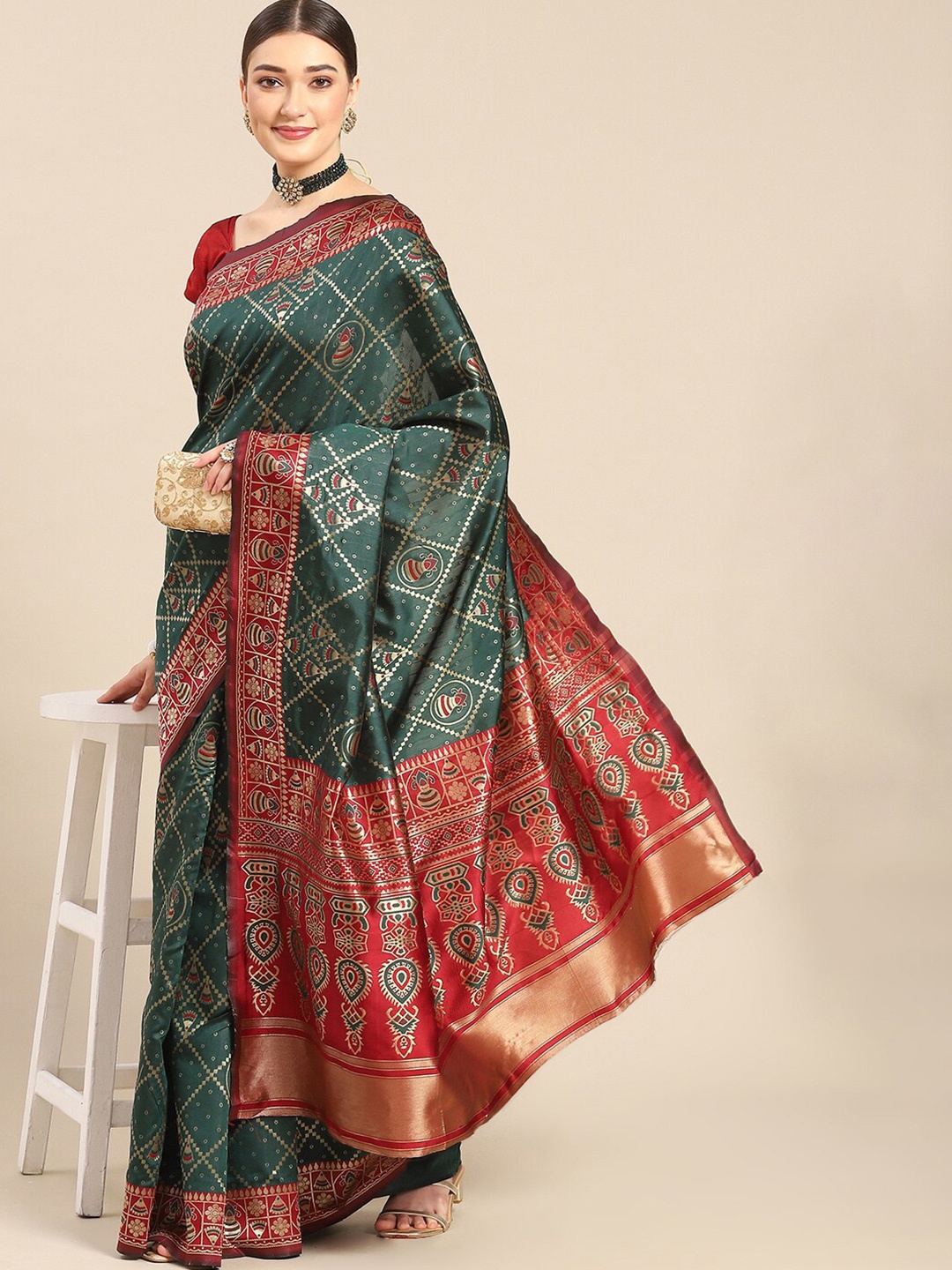 

Mitera Woven Design Zari Kanjeevaram Saree, Green