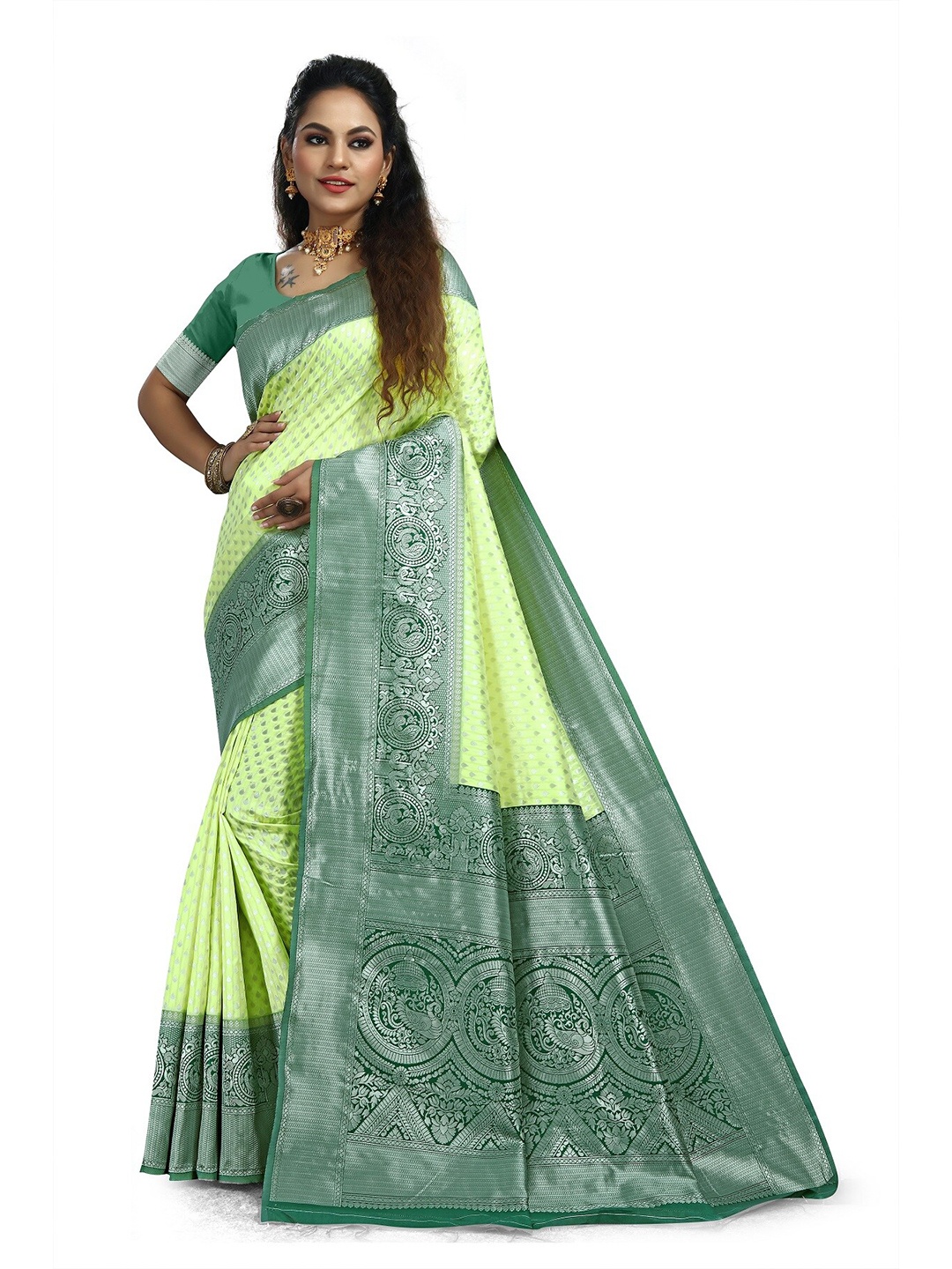 

Rivana Woven Design Zari Silk Blend Kanjeevaram Saree, Green