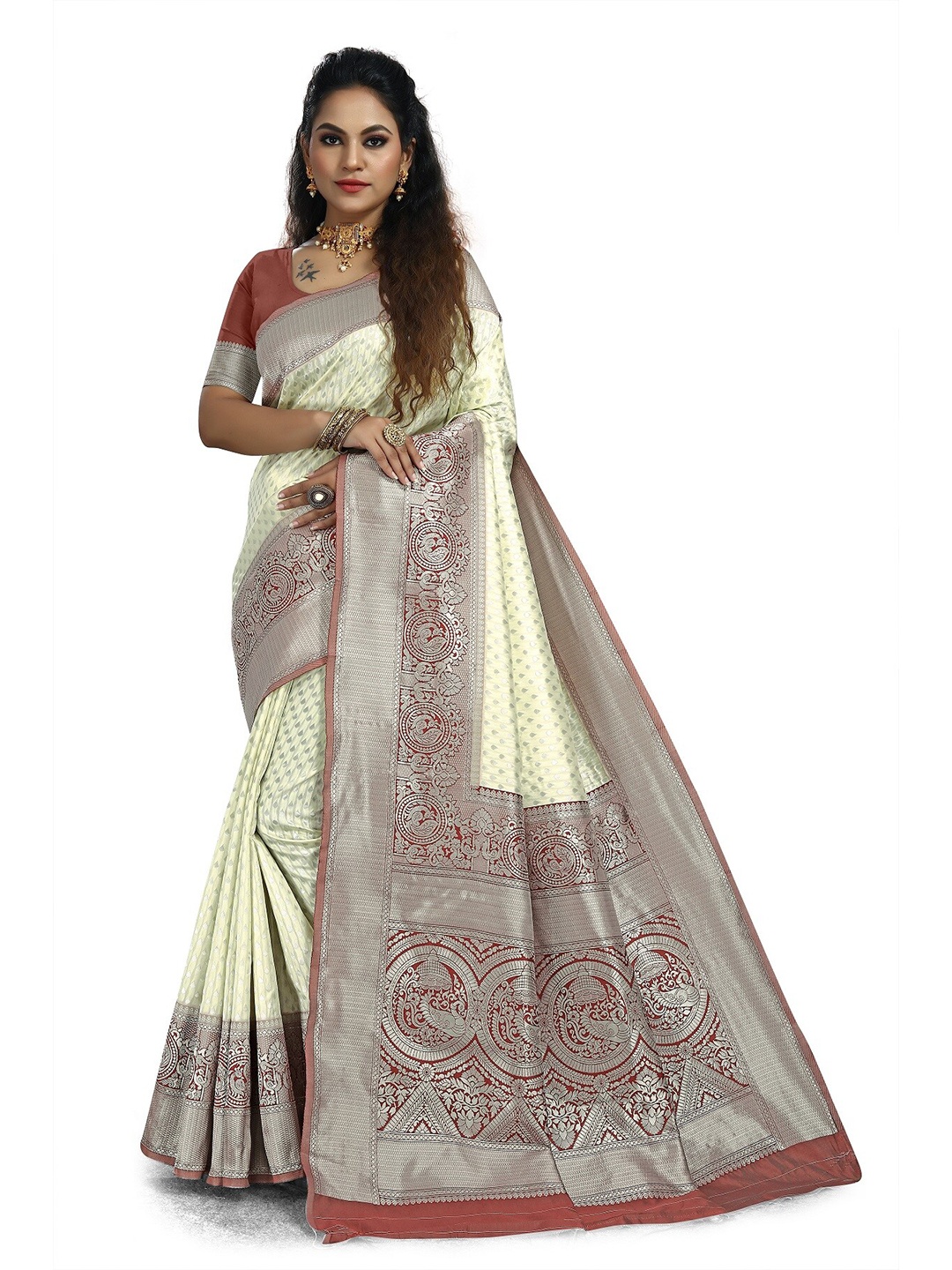 

Rivana Woven Design Zari Silk Blend Kanjeevaram Saree, Beige