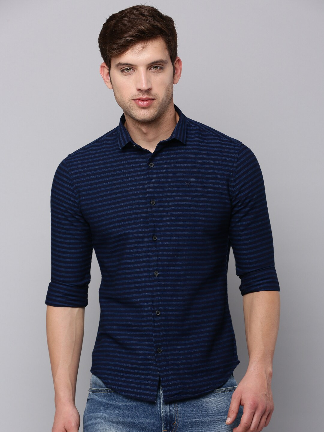 

SHOWOFF Men Classic Horizontal Striped Casual Cotton Shirt, Blue