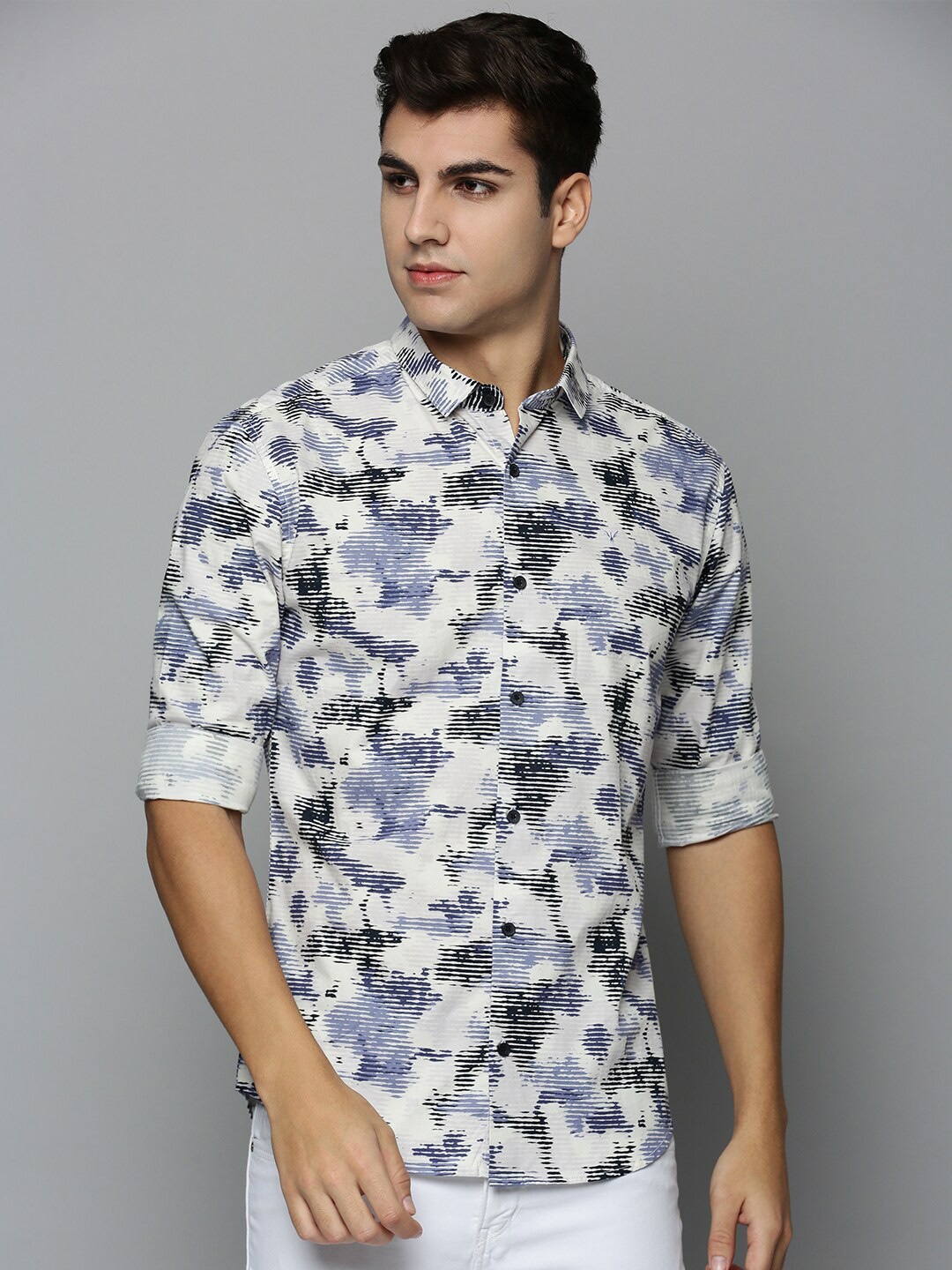 

SHOWOFF Men Printed Casual Cotton Shirt, Off white