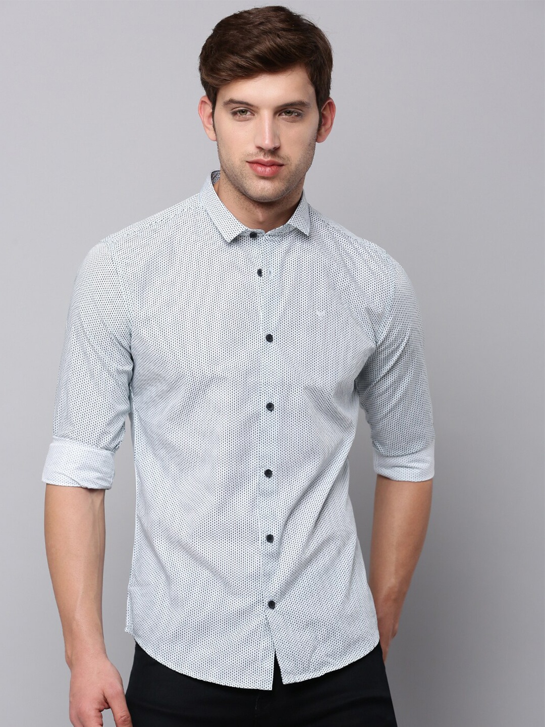 

SHOWOFF Men Pinstripes Printed Casual Shirt, White