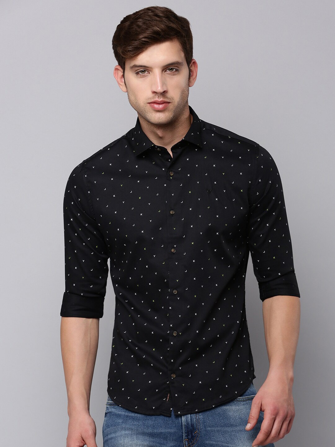 

SHOWOFF Men Solid Spread Collar Printed Casual Cotton Shirt, Black