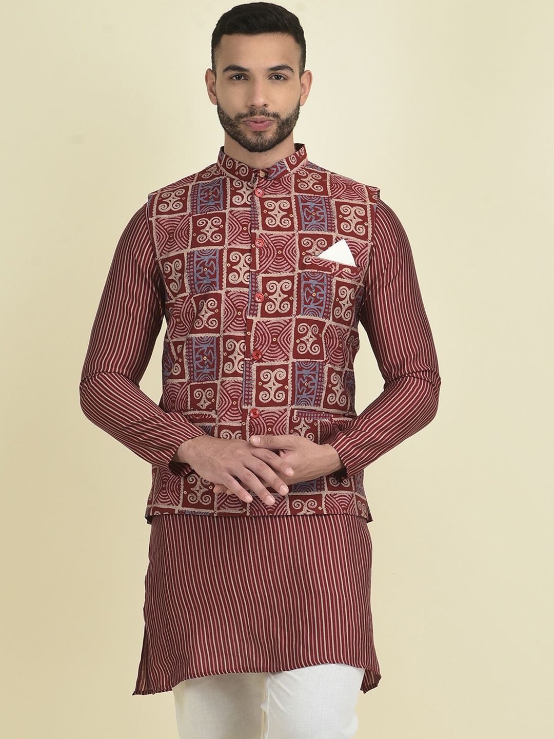 

DEYANN Men Ethnic Motifs Printed Pure Cotton Kurta with Pyjamas, Red