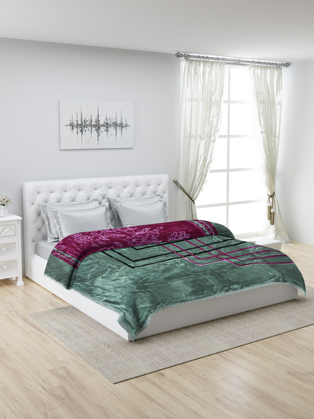 

Monte Carlo Green & Purple Printed Mild Winter 1000 GSM Double Bed Blanket