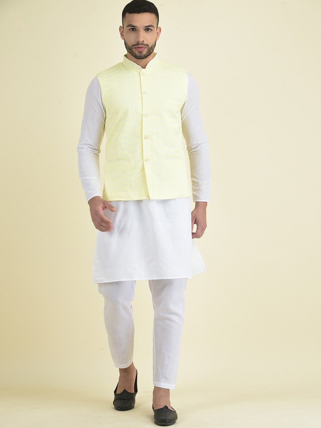 

DEYANN Men Kurta with Pyjamas, Yellow