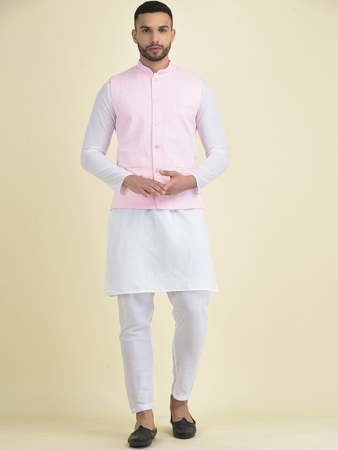 

DEYANN Men Pink Ethnic Motifs Kurta with Pyjamas