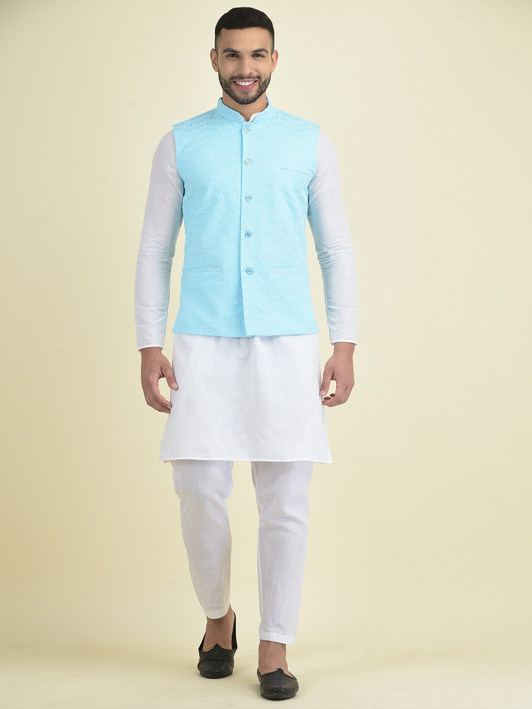 

DEYANN Men Ethnic Motifs Embroidered Pure Cotton Kurta with Pyjamas, Blue