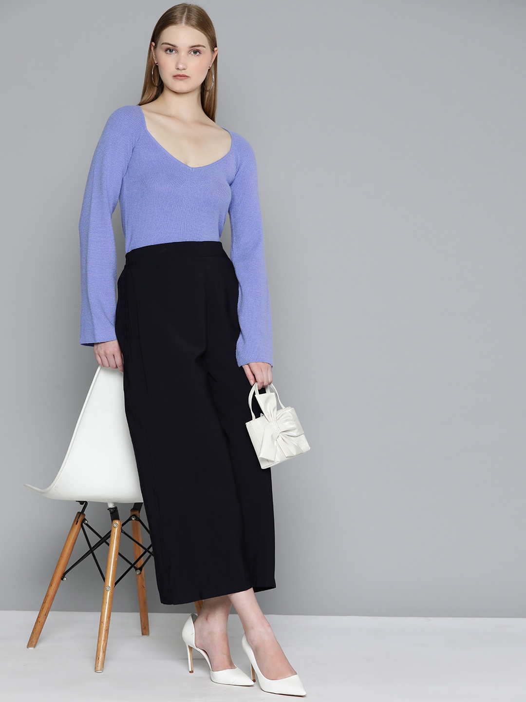 

Chemistry Sweetheart Neck Flared Sleeve Sweater, Lavender