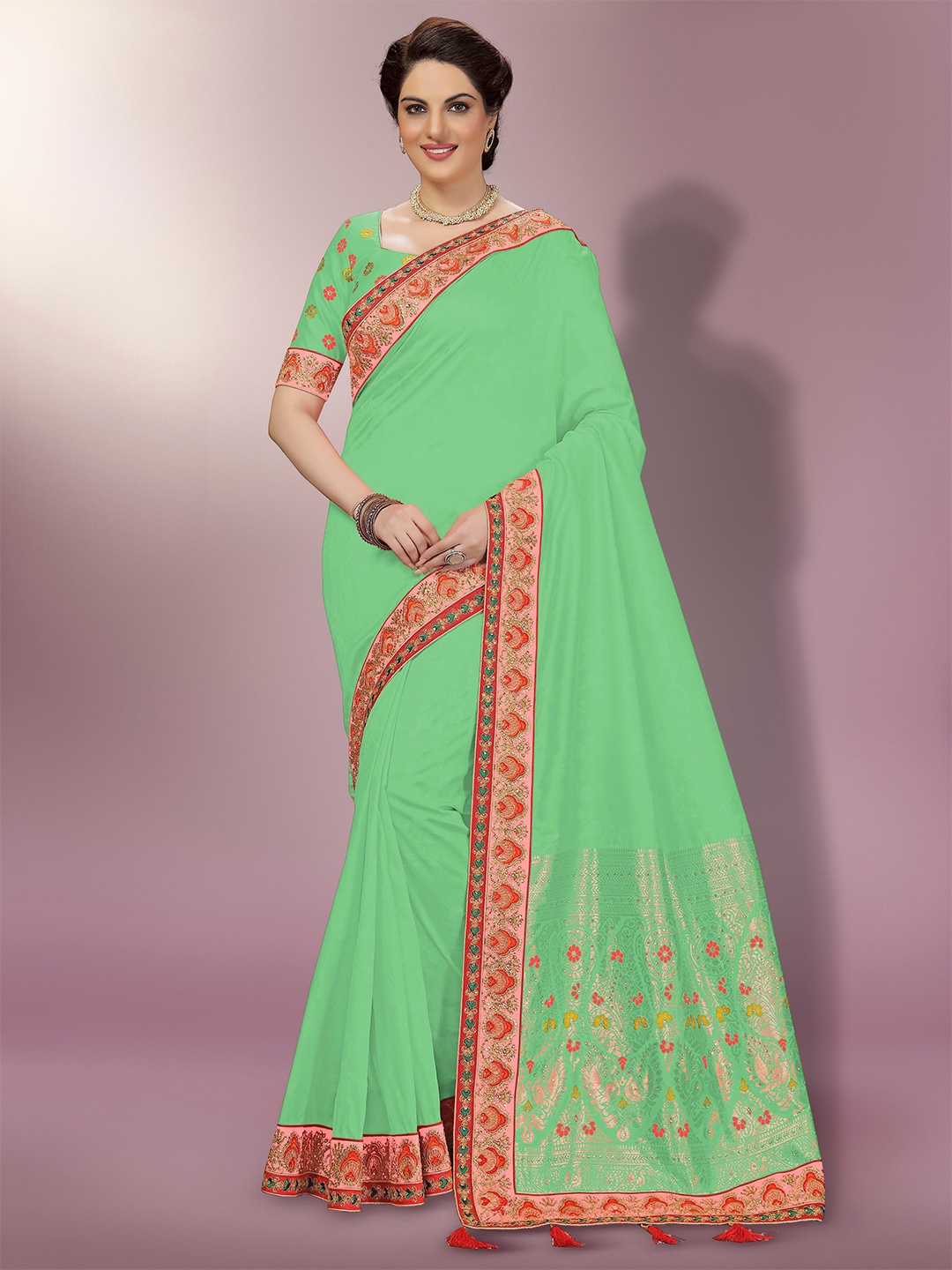 

Trendmalls Ethnic Motifs Embroidered Pure Silk Saree, Green