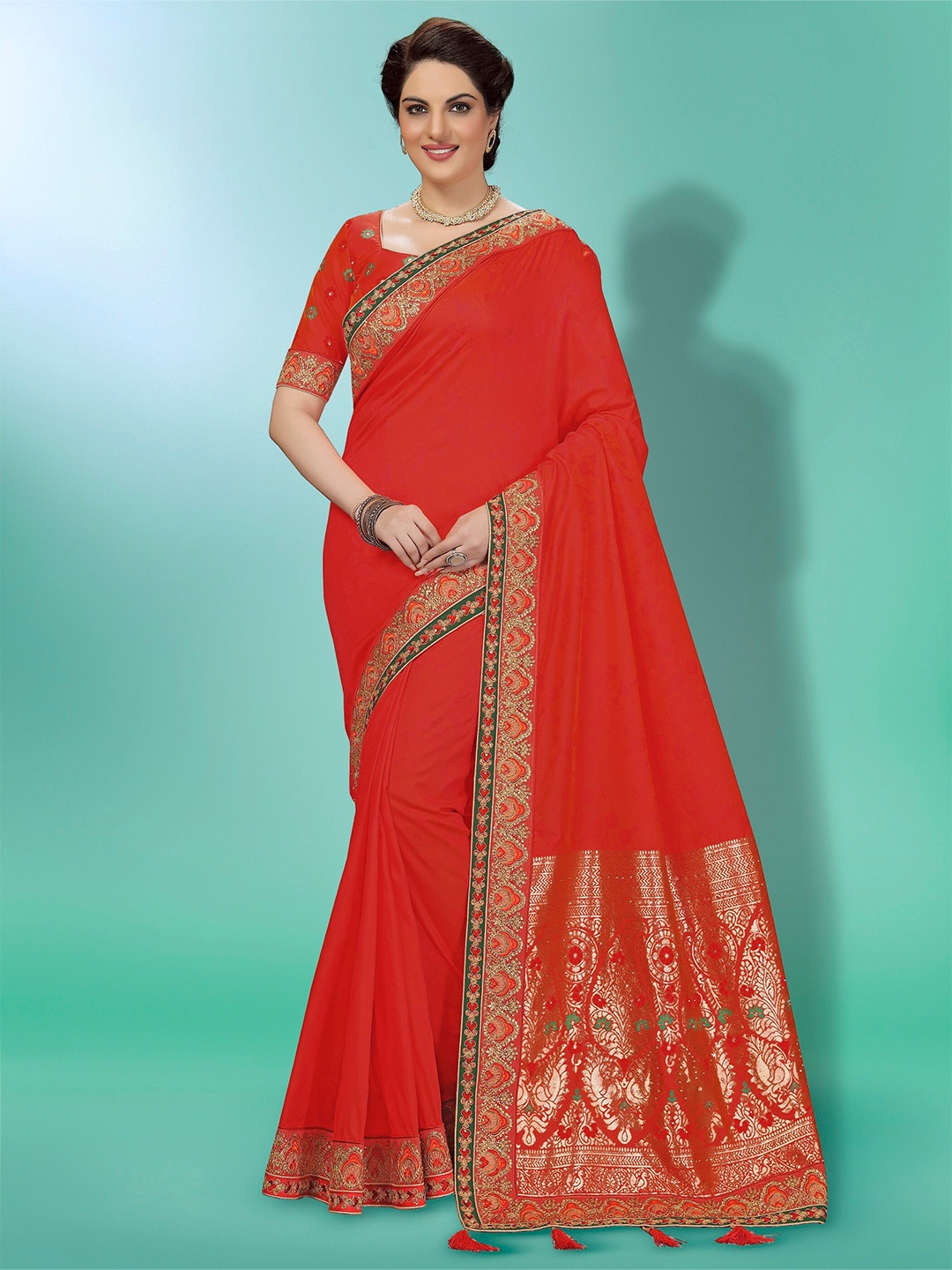 

Trendmalls Ethnic Motifs Embroidered Pure Silk Saree, Red