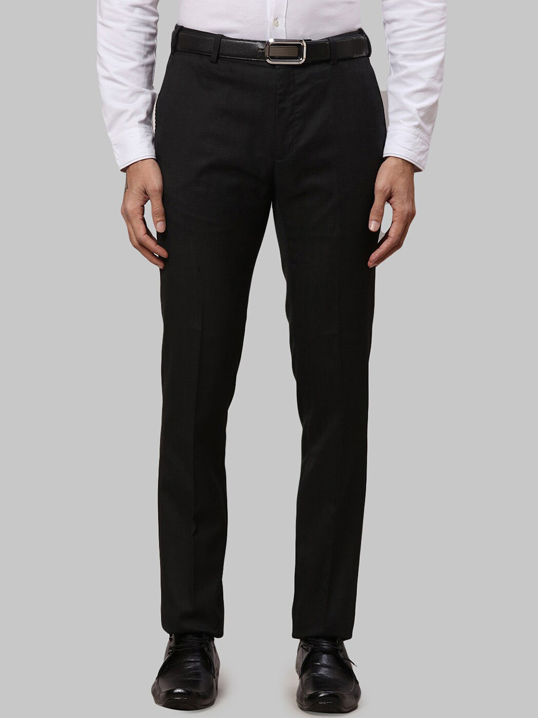 

Raymond Men Solid Slim Fit Formal Trousers, Grey