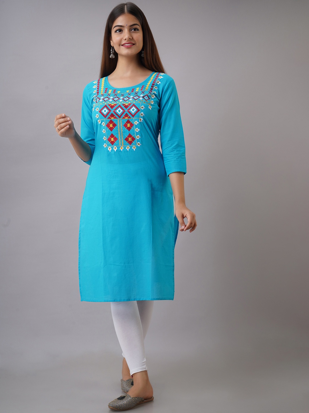 

Ksharaa Women Thread Work Cotton Kurta, Blue