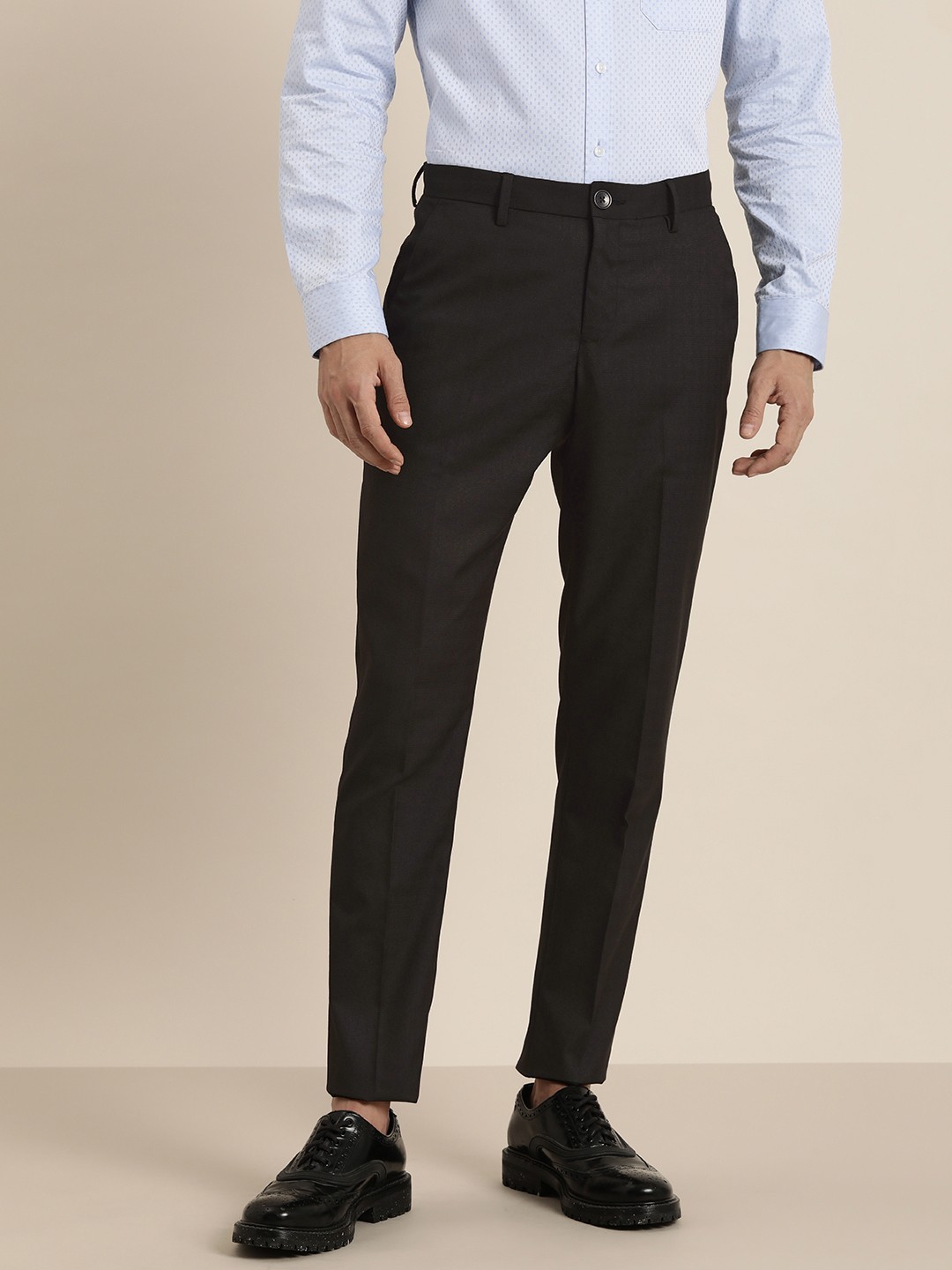 

INVICTUS Men Slim Fit Smart Casual Trousers, Black