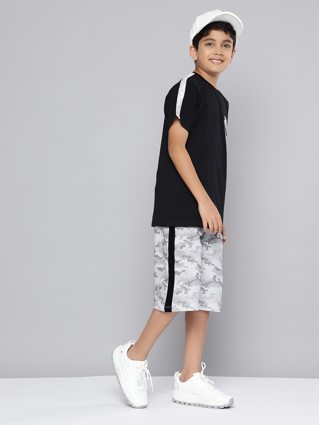 

HERE&NOW Boys Camouflaged Pure Cotton Shorts, White