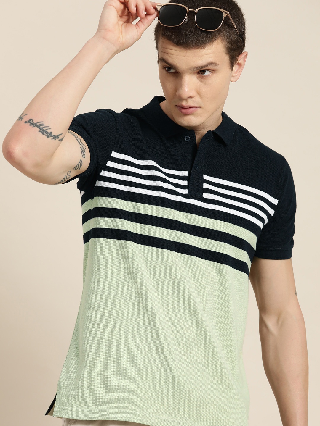 

Moda Rapido Men Striped Polo Collar T-shirt, Green