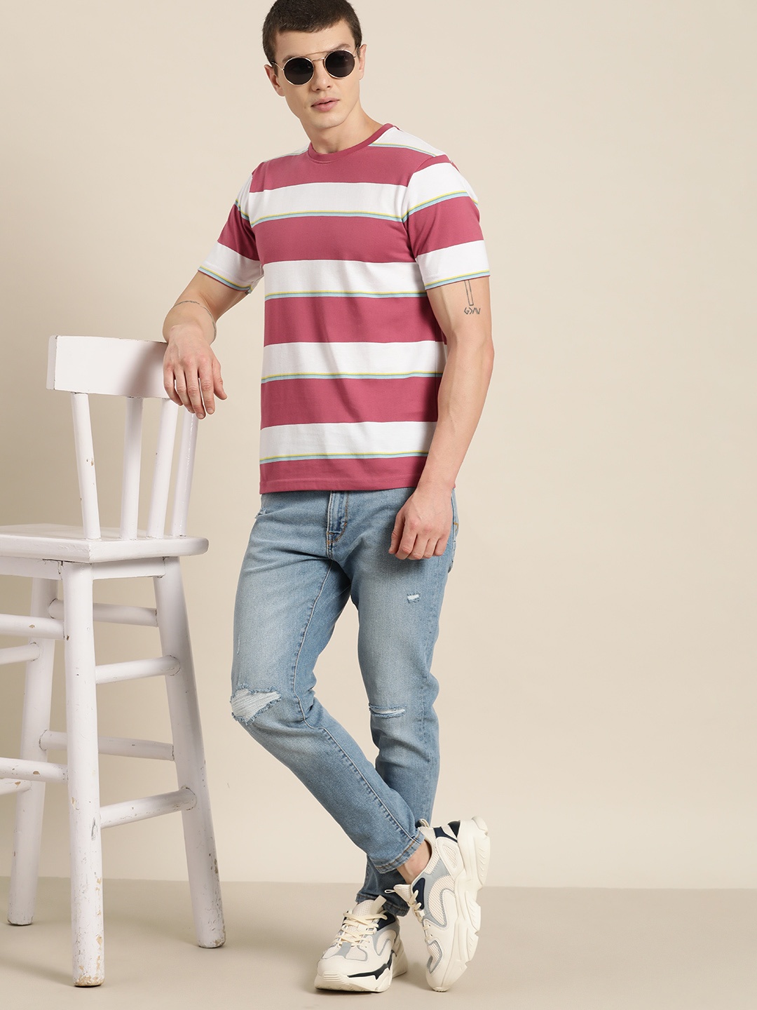 

Moda Rapido Men Striped T-shirt, White