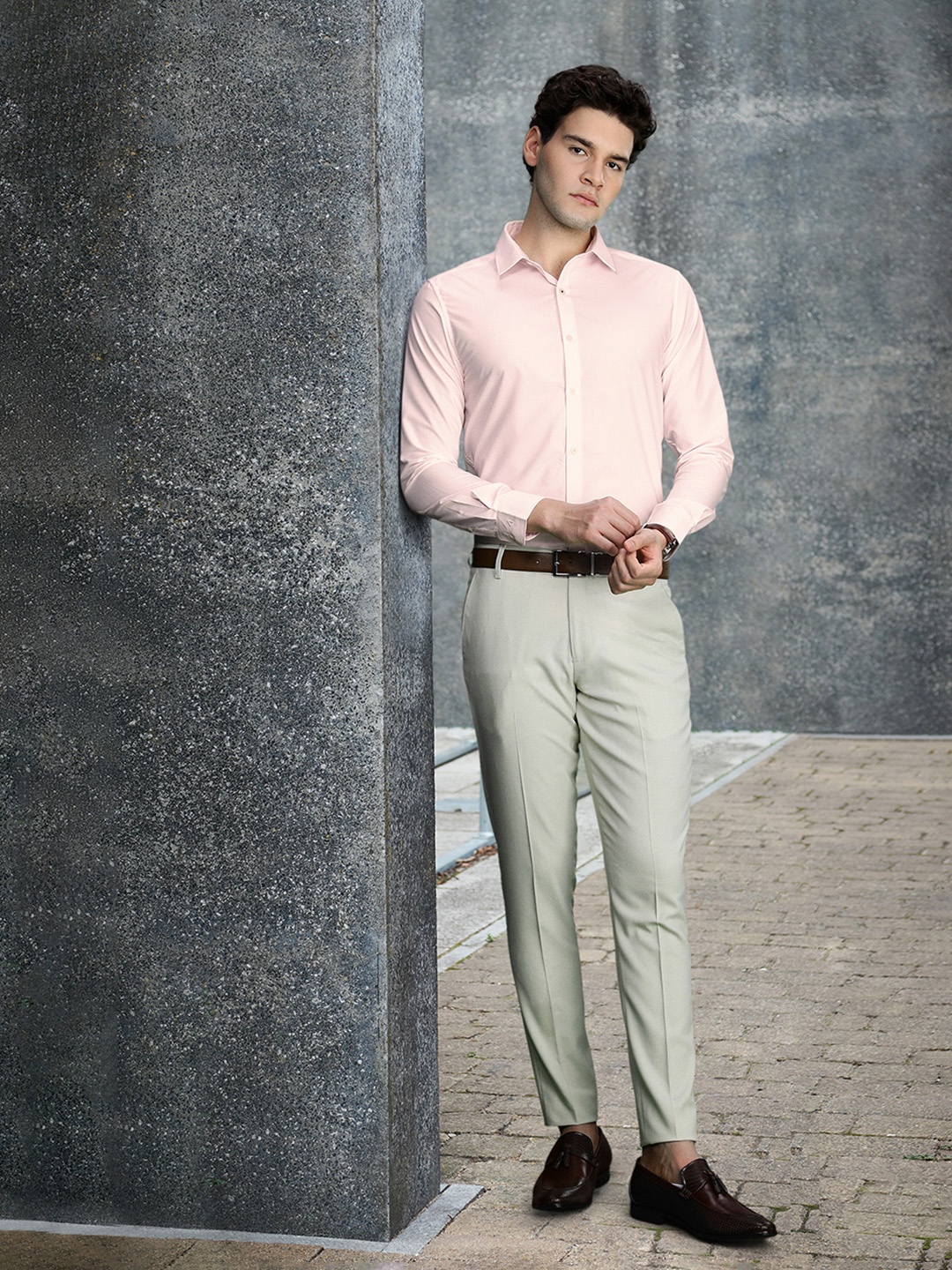 

INVICTUS Slim Fit Formal Shirt, Pink
