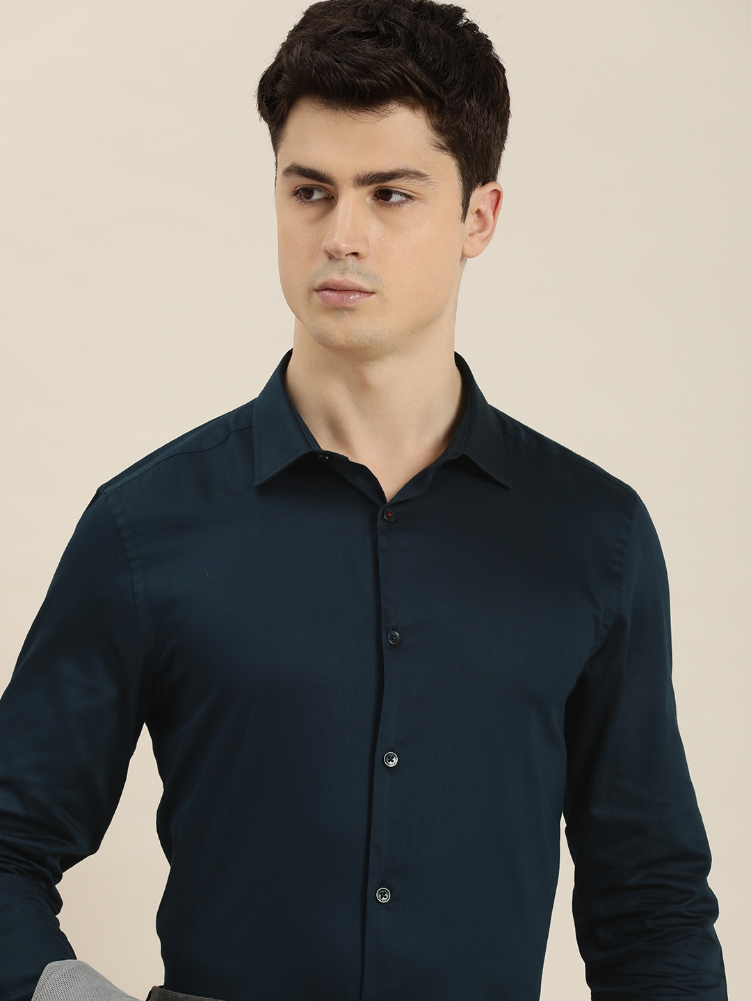 

INVICTUS Men Pure Cotton Slim Fit Opaque Casual Shirt, Navy blue