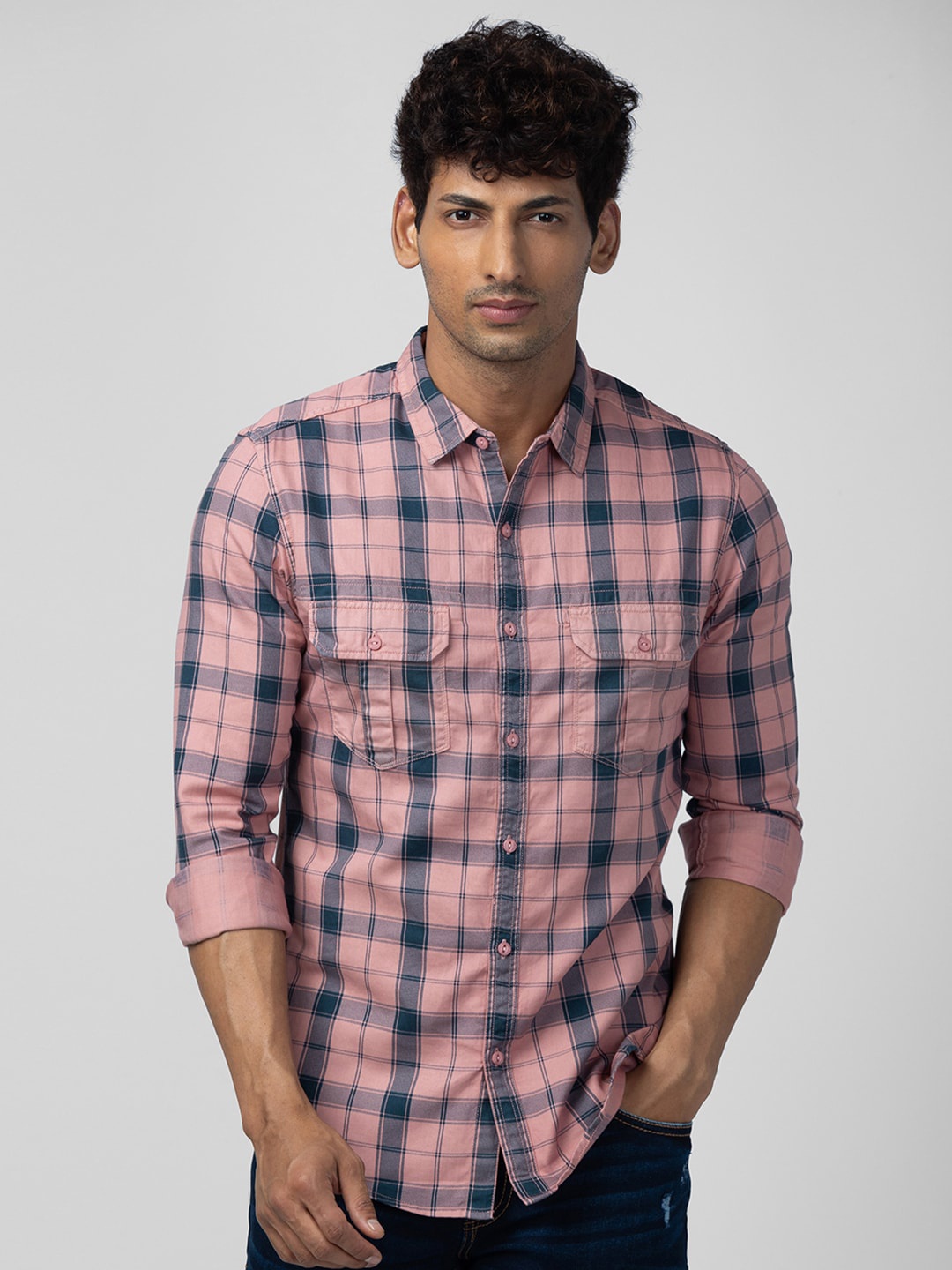 

SPYKAR Men Slim Fit Tartan Checked Casual Cotton Shirt, Pink