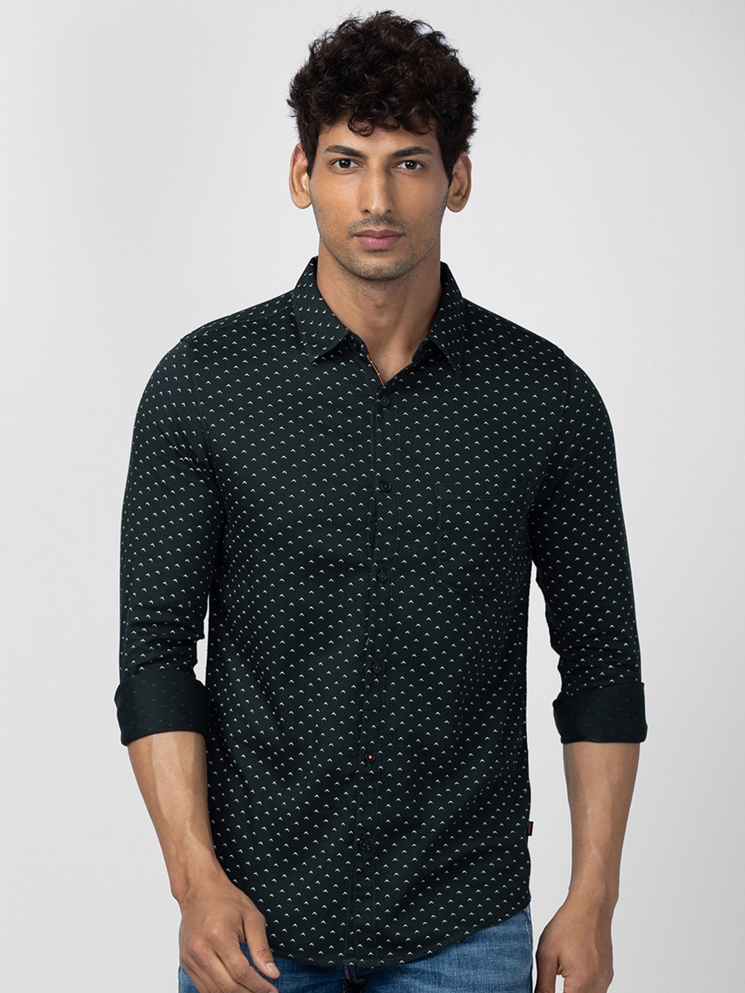 

SPYKAR Men Slim Fit Printed Casual Cotton Shirt, Green