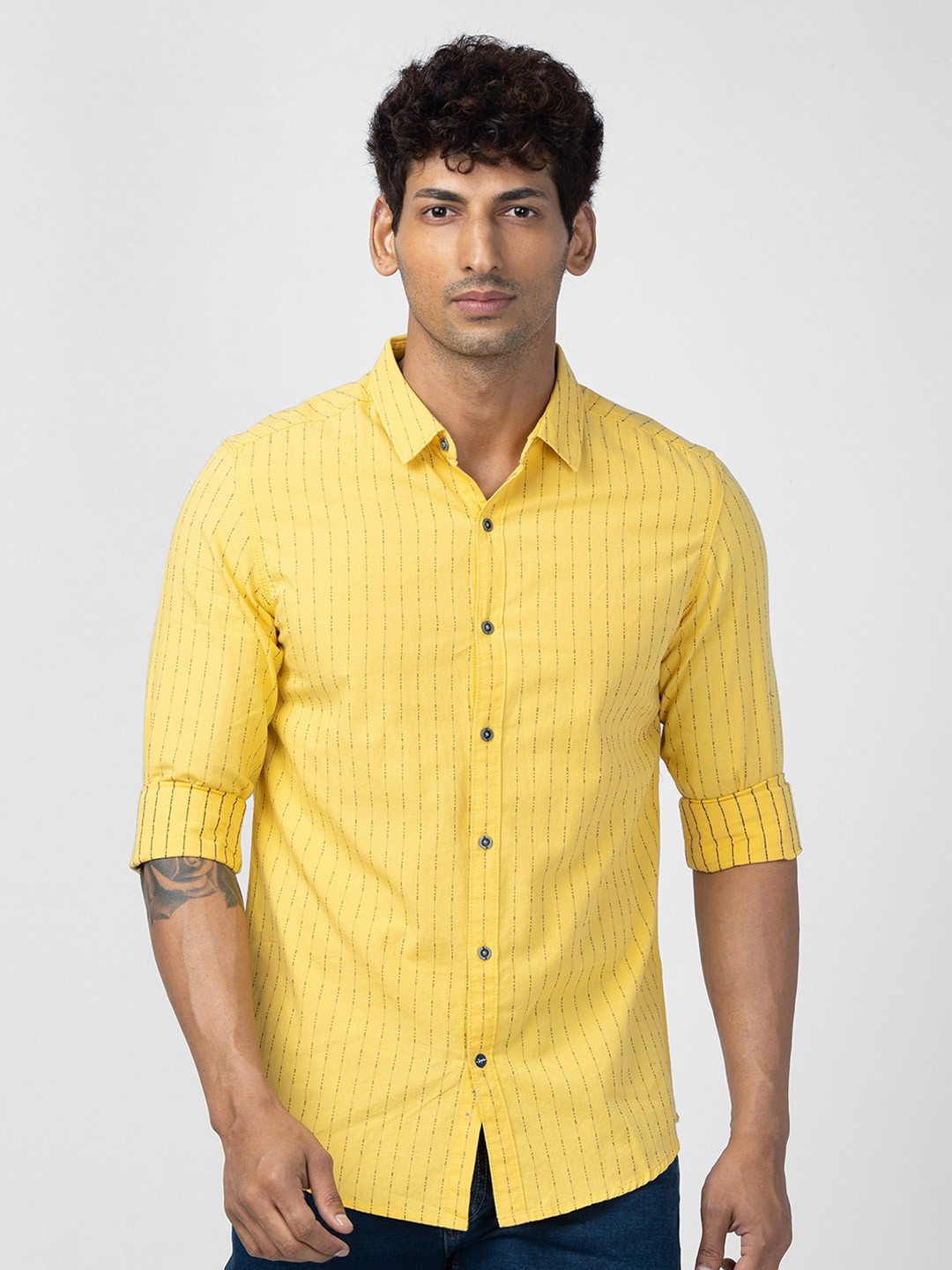 

SPYKAR Men Slim Fit Striped Casual Cotton Shirt, Yellow