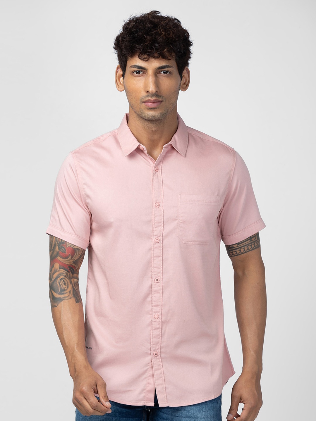 

SPYKAR Men Slim Fit Casual Cotton Shirt, Pink