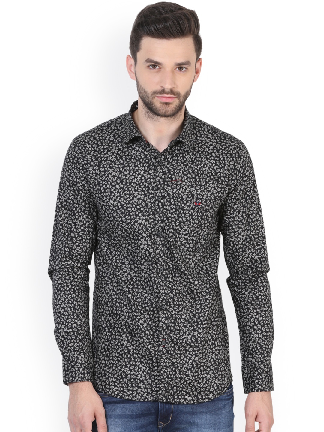 

Crimsoune Club Men Black Comfort Slim Fit Floral Print Casual Shirt